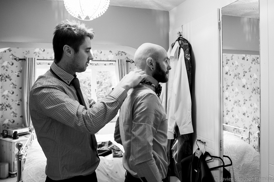 Groom and the best man getting ready