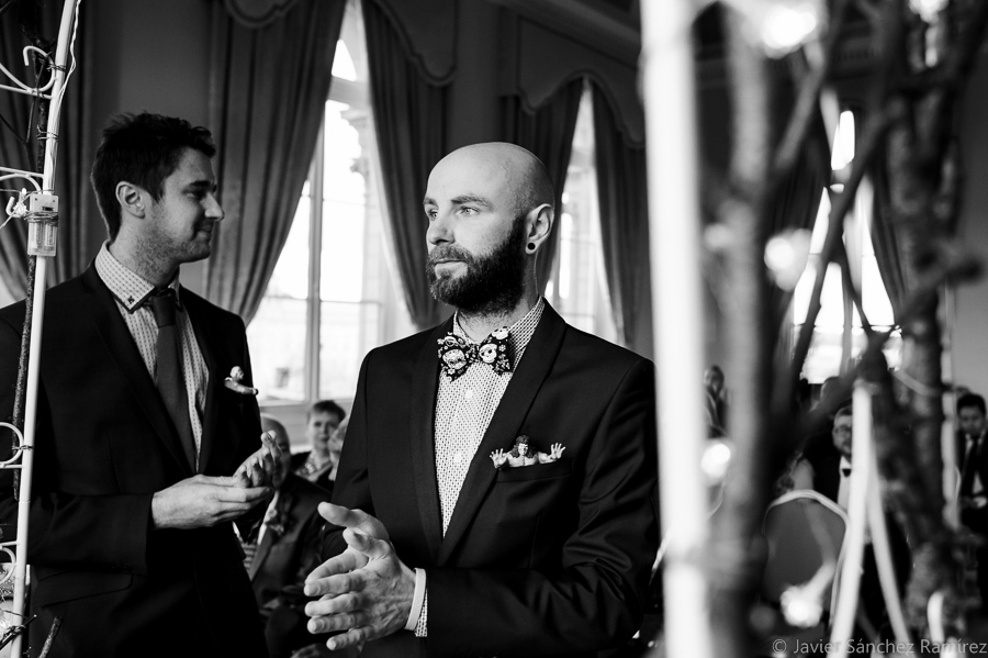 The groom and the best man, black and white photography